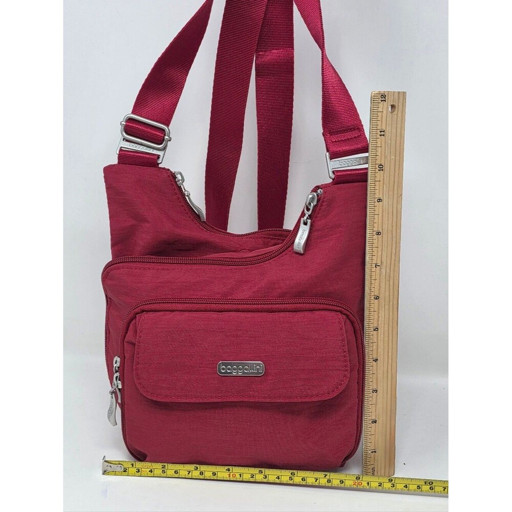 Baggallini Criss Cross Nylon Crossbody Travel Bag Multiple Compartments/ Pockets - Picture 15 of 15